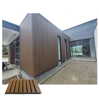 Vente directe d'usine, revêtement mural en PVC WPC durable, imperméable, co-extrusion, panneau mural extérieur pour la décoration extérieure de la maison