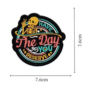 Patch brodé thermocollant style punk, motif crâne de groupe rock, cassette musicale et radio, pour la décoration de vêtements, sacs et jeans - Product Image 2