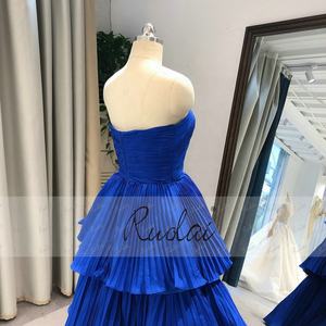 Gaun Pesta Panjang untuk Pesta <span class=keywords><strong>Prom</strong></span> A-Line Tiered Satin Berlipat Berlipat Cantik Elegan Desainer OEV-L4375 - Product Image 6