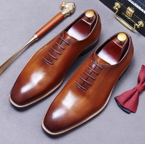 Mocassins de bureau pour hommes en cuir véritable, imperméables, antidérapants, légers, à motif floral intemporel, à enfiler, à bout fermé - Product Image 4