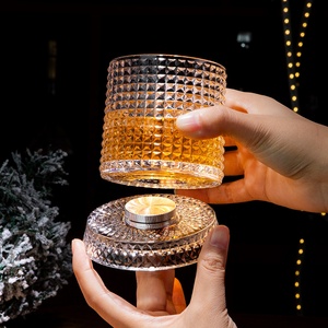 Verres à <span class=keywords><strong>whisky</strong></span> rotatifs vintage créatifs en relief, verres à spiritueux pour bar, verres à <span class=keywords><strong>whisky</strong></span> - Product Image 4