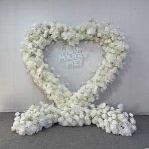 T-HFA129 Arche de fleurs artificielles personnalisée en forme de cœur, arche en soie rose en forme de cœur avec des fleurs, arche de fleurs de mariage pour la décoration d'événements - Product Image 1