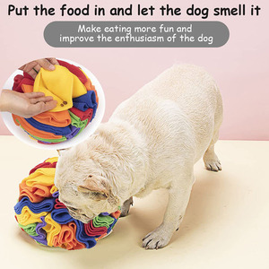 Jouet de distribution de friandises pour <span class=keywords><strong>chien</strong></span> en forme de ballon arc-en-ciel en polaire pour l'enrichissement sensoriel - Product Image 4