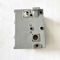 Pièces de système de refroidissement d'eau douce Offre Spéciale couvercle d'élément de boîtier de refroidisseur pour accessoires de machines Mitsubishi S6R2