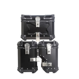 Boîte latérale de <span class=keywords><strong>moto</strong></span> 38L vente en gros générale Boîte supérieure en alliage d'aluminium 45L pour <span class=keywords><strong>moto</strong></span> Boîte de rangement de bagages de voyage - Product Image 1
