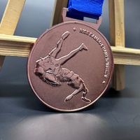 Medalla de diseño 3D de esmalte suave de forma redonda chapada en latón fundido a presión personalizada de fábrica, medalla de bronce deportiva de lucha de alta calidad