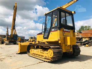 Bulldozer Caterpillar usado mini bulldozer CAT d3G Precio barato Japón Bulldozer D3C D4C d5g d6d máquina para la venta - Product Image 4