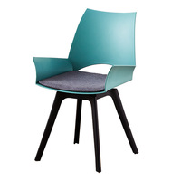 Chaise de salle à manger moderne et minimaliste en plastique avec accoudoirs, dossier solide et épais, chaise de bureau décontractée, chaise pivotante pour la maison