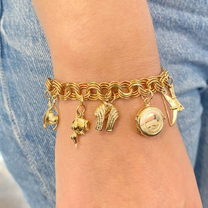 Armoire dorée | |   Charme de pendentif pour vêtements et vie quotidienne | |   Pendentif en acier inoxydable plaqué or 18 carats PVD en gros pour la fabrication de bijoux - Product Image 2