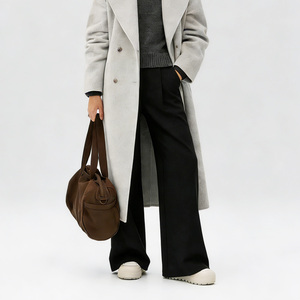 <span class=keywords><strong>Sac</strong></span> <span class=keywords><strong>de</strong></span> voyage matelassé et rembourré pour femme, style <span class=keywords><strong>bowling</strong></span>, tendance, souple, avec bandoulière réglable, idéal pour la gym et l'usage quotidien - Product Image 2