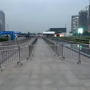 <strong>Customized</strong> Steel Metal Crowd Control Crowed <strong>Barrier</strong> Portable Barricades Temporary Fence - Product Image 6