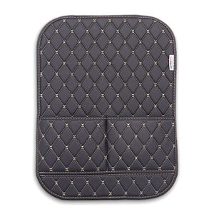 Protector de Asiento Trasero de Coche Multiusos Antipatadas, Funda Universal Impermeable de Cuero, Protector de Patadas para Niños, Organizador con Bolsillos, Diseño Deportivo - Product Image 3