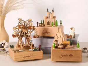 Personalisierte Holz-Spieluhr, Gravierte Namens-Spieluhr, Personalisierte Spielzeuge für Kinder, Babyparty-Geschenk, Neugeborenen-Geschenk, Weihnachtsgeschenk - Product Image 4