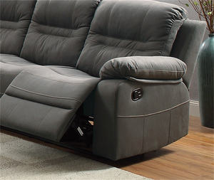 أريكة عصرية متحركة بثلاثة مقاعد وأرجل معدنية قابلة للإمالة، أثاث لغرفة المعيشة من الجلد الصناعي المسامي - Product Image 3