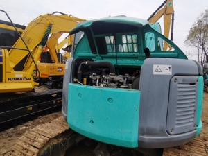 מחפר זחלי קטן איכותי 6.7 טון מסדרת קובלקו SK70 עם מנוע, נמכר במחיר נמוך - Product Image 6