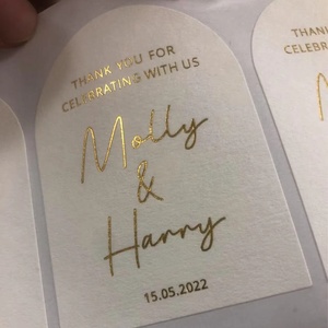 High Quality Gold Foil Cosmetic Packaging Vinyl <strong>Labels</strong> UV Custom <strong>Printed</strong> Holographic Logo Waterproof <strong>Bottle</strong> Stickers - Product Image 4
