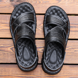 รองเท้าแตะหนังวัวสายไขว้สำหรับผู้ชาย พื้นหนา กันลื่น รองเท้าลำลองชายหาด สีน้ำตาล สีดำ - Product Image 2