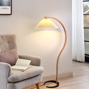 Lámpara de Pie de Madera de Estilo Nórdico, Vintage, Retro, Popular en Línea, Diseño Plegado para Sala de Estar y Dormitorio, Sofá - Product Image 3