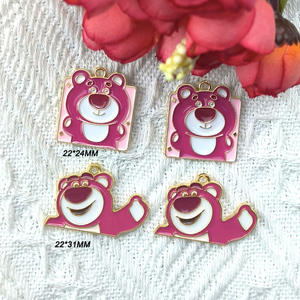 Caliente dibujos animados lindo Oso de fresa esmalte encanto para hacer pendiente llavero COLLAR COLGANTE DIY accesorios de joyería artesanal - Product Image 5