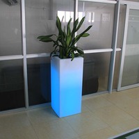 Pot de fleurs lumineux LED artistique et étanche pour extérieur, pots de fleurs LED brillants, produits rotomoulés