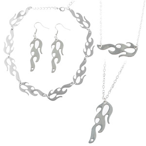 Flame Clavicle Chain <b>Necklace</b> Zinc Alloy Geometric Pendant Daily Wear Harajuku Style Trendy Student <b>Couple</b> Jewelry - Product Image 4