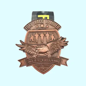 Maratón Natación Bicicleta Correr Triatlón Finisher Award Aleación personalizada 3D Moneda deportes Medalla