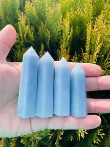 คริสตัลโฮล่าขายส่ง คริสตัลแองเจลไลท์สีน้ำเงินธรรมชาติคุณภาพสูง ขัดเงา รูปทรงหอคอย สลักลาย ขนาด 4-7 ซม. สำหรับตกแต่งบ้าน ของขวัญวันหยุด - Product Image 4