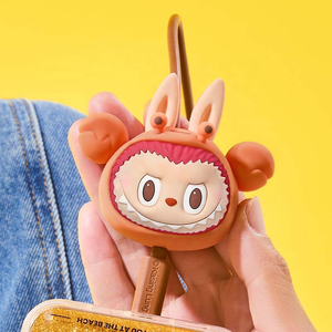 POPMART Official Store Labubu <span class=keywords><strong>Drunk</strong></span> in <span class=keywords><strong>Love</strong></span> at the Seaside Series Blind Box Cable de datos para iPhone Type-C Periféricos Regalo - Product Image 4