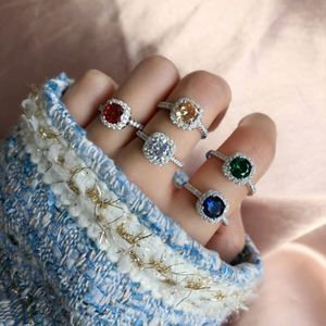 Bague de Fiançailles et d'Éternité Dylam Luxueuse en Plaqué Rhodium avec Zircon Cubique 5A pour Femme - Product Image 2