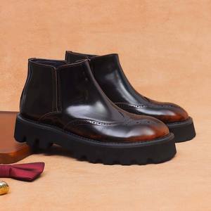 รองเท้าบูทหนังแท้ผู้ชายดีไซน์คลาสสิคล่าสุด ประจำฤดูใบไม้ร่วง-ฤดูหนาว ปี 2025 สวมใส่สบาย เหมาะสำหรับทำงาน กันน้ำ กันลื่น แบบสวม - Product Image 4