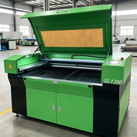 Machine laser de bureau populaire de type CO2 pour la gravure sur bois et la découpe de motifs sur tissu