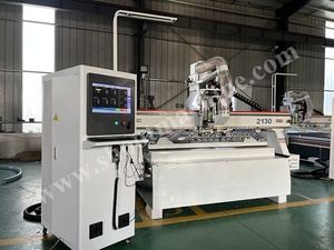 High Quality Heavy Duty <strong>CNC</strong> <strong>Router</strong> Machine with Straight Line Auto Change Tools, SH2130CNCx1 - Product Image 4