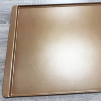 MIXWARES Plaque de cuisson carrée en aluminium doré pour la maison et la cuisine, 58x40cm - Plaque antiadhésive pour gâteaux, biscuits et pâtisseries, compatible four
