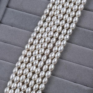 Perles d'eau douce naturelles de forme de riz blanc de 6 à 7 mm, perles Zhuji dispersées pour la fabrication de bijoux, vente en gros colorée - Product Image 2