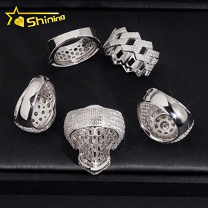 アメリカ倉庫からの迅速発送 メンズリング 925スターリングシルバー ホワイトゴールドメッキ ダイヤモンドテスト合格 モアサナイト アイスアウトリング - Product Image 5