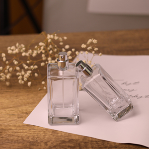 Haut de gamme <span class=keywords><strong>30ml</strong></span> Pulvérisateur Pompe Bouteille De Parfum Personnalisable Vide Carré 50ml 100ml Parfums Bouteilles Pulvérisation Plat pour Sérigraphie - Product Image 4