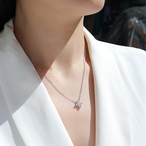 Beliebter Vierblättriger Klee Moissanit-Anhänger S925 Silber Modische Halskette Luxus-Schmuck für Damen Tägliches Tragen & Geschenke - Product Image 3