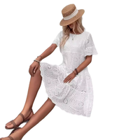 Robe mi-longue en tricot style A, vintage, brodée de dentelle ajourée, manches cloche - Élégance française décontractée pour l'été