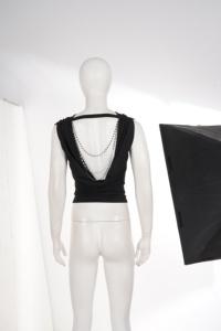 Débardeur noir sans manches à col en V pour femme avec chaîne amovible au dos, sexy, froncé, moulant et dos nu, pour le streetwear 2026 - Product Image 6