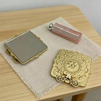 Nouveau miroir cosmétique de bureau carré, portable, avec cadre métallique tactile, pliable, personnalisation possible