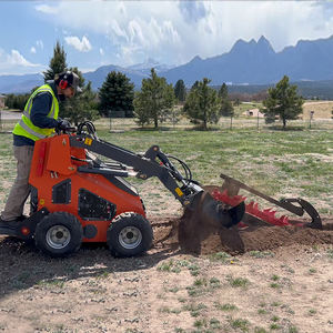 063 Una Zanjadora es un Accesorio para Minicargadoras que Puede Excavar Zanjas Precisas de Forma Rápida para la Instalación de Tuberías. - Product Image 6