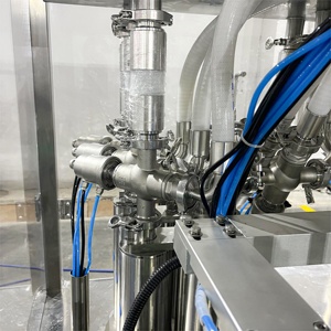 18 kafaları otomatik yüksek verimlilik plastik gıda sınıfı düz çizgi yerçekimi basıncı dolum makinesi doğal Mineral içecek için - Product Image 5