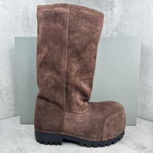 Botas de Invierno para Mujer de Alta Calidad, Forradas de Algodón Negro, con Parte Superior de Poliéster y Suela de Goma, Diseñadas por un Diseñador de Primera Línea - Product Image 2