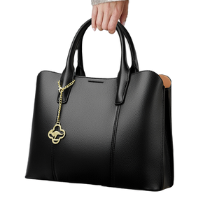 Sac à main en cuir de luxe pour femmes Sac à bandoulière personnalisé à la mode Chaînes Fermeture à glissière Utilisation en extérieur Léger - Product Image 1