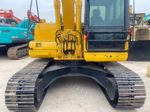 Excavatrice Komatsu Pc130 de 13 tonnes sur chenilles avec godet de 0,64 m³ de capacité, matériel de terrassement d'occasion - Product Image 3