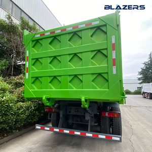 Camion benne HOWO TX 8X4 400HP Euro2 LHD pour le transport de marchandises en vrac en <span class=keywords><strong>interzone</strong></span> de frontière Namibie - Product Image 4