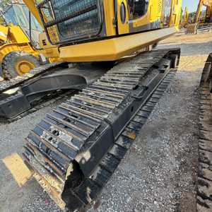 Utilisé pour Komatsu Excavator 24 tonnes Pc240-8 chenille d'occasion pour Komatsu 240 220 200 Excavator Low Price Sale Engine Pump Core - Product Image 4