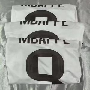 Maglia da Calcio Personalizzata 2526 Thailandia per Uomini Giocatori Estiva Traspirante 100% Poliestere Manica Corta - Product Image 1