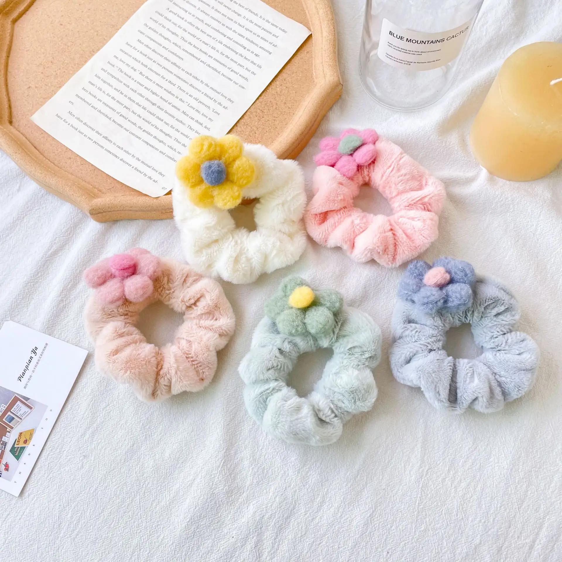 Wholesale New winter plush scrunchies for kids cute imitation mink elastic hair tie fur scrunchies