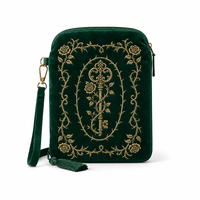 Sac en velours brodé Clé Enchantée et Vigne de Rose - Protecteur de journal de style antique de luxe